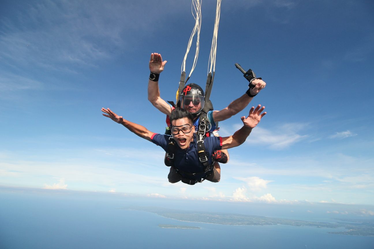 Skydive Palawan - Tandem skydiving over Palawan's stunning landscapes