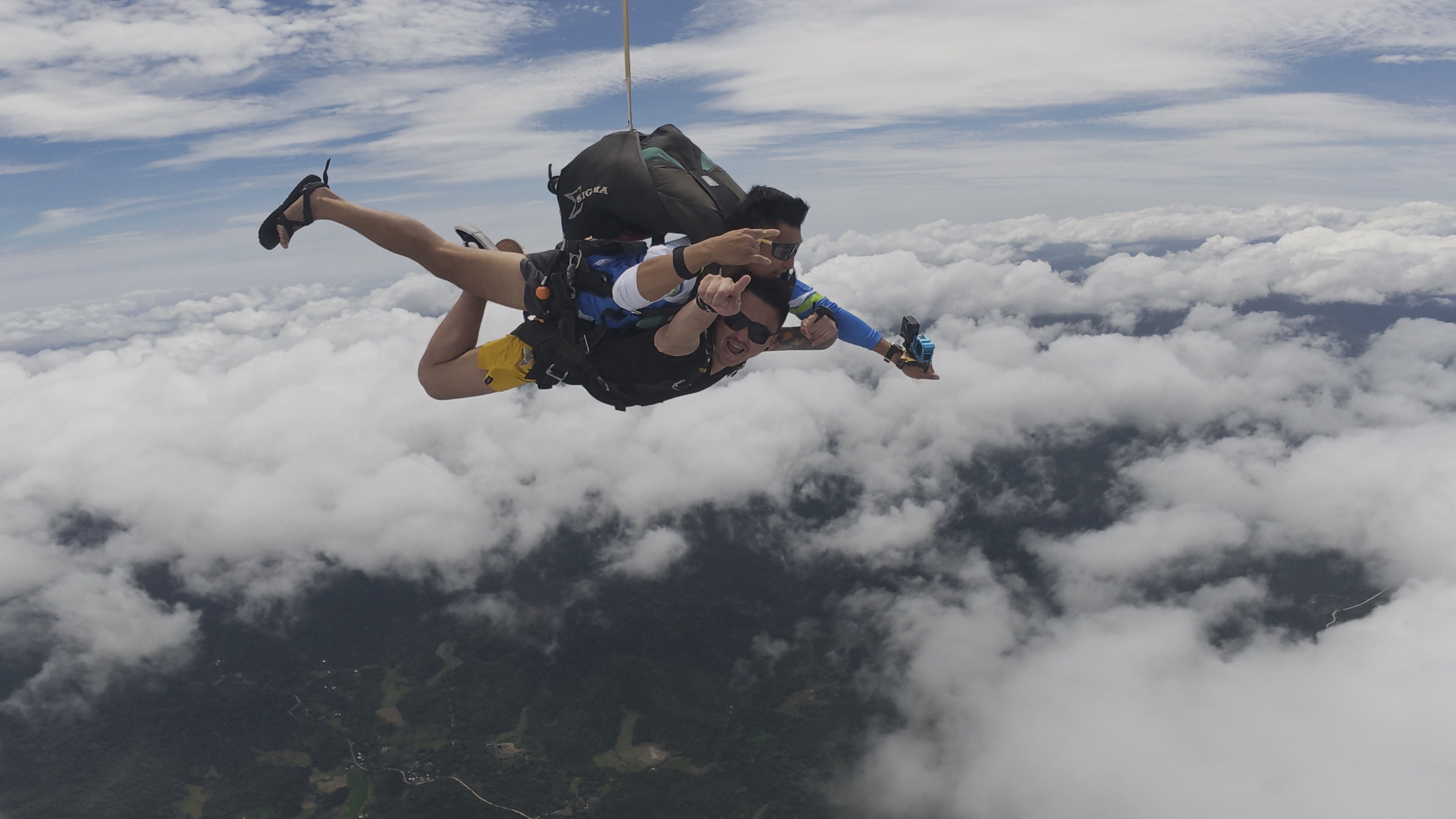 Skydive Palawan all year round tandem skydiving at San Vicente Airport